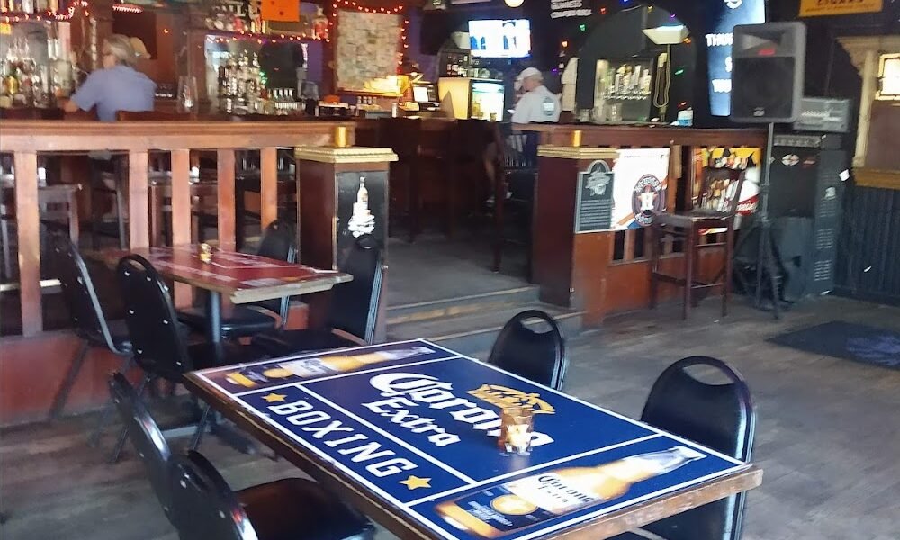 Velvet Melvin Pub in Rice Village Houston