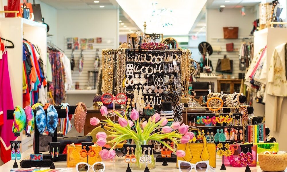 Tres Chic in Rice Village Houston