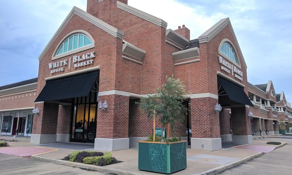 White House Black Market in Rice Village Houston
